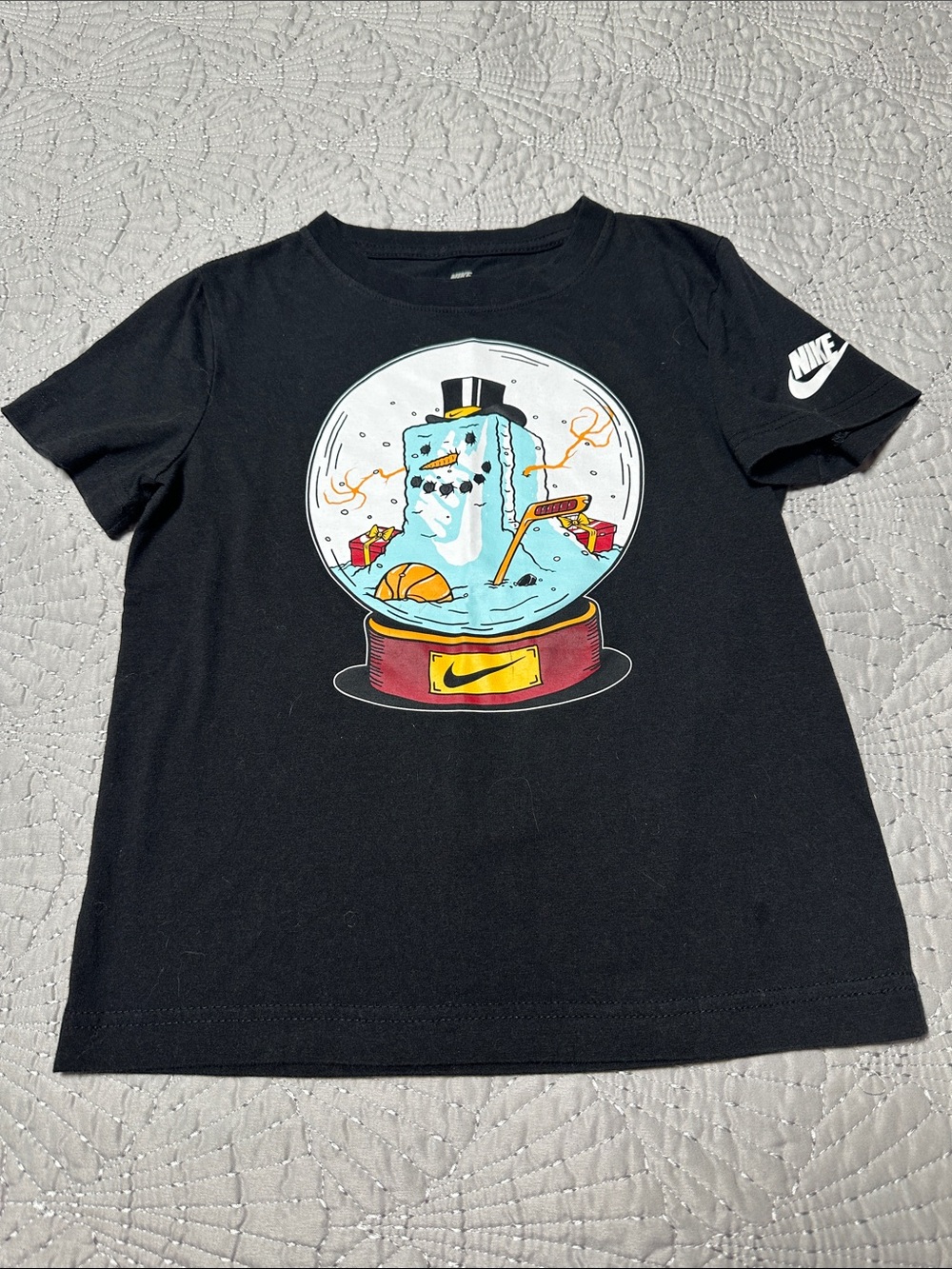 Nike Kids' Black Graphic Snow Globe T-Shirt, EUC, Size 7
